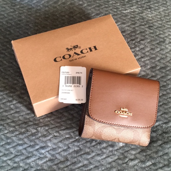 coach wallet